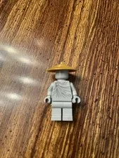 LEGO NINJAGO 71861 The Old Town 15th Anniversary statue minifigure..Exc. Cond.