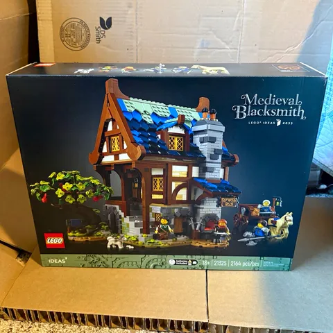 LEGO Ideas Medieval Blacksmith 21325 sealed Set 2164 pcs