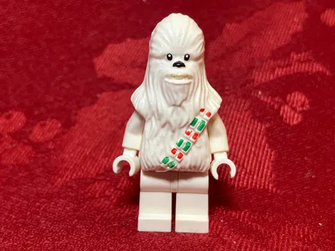 LEGO Star Wars Holiday Chewbacca SW0763 Minifigure 75146 Genuine Excellent