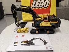 LEGO 42215 Volvo EC500 Hybrid Excavator 2359 pcs -丨With Instruction丨No box！