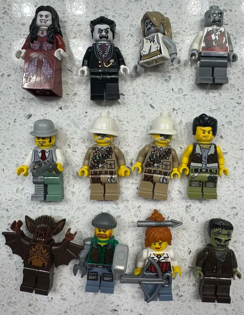 Lego Monster Fighters 12 Minifigure Lot Bride, Vampire, Frankenstein, Groom
