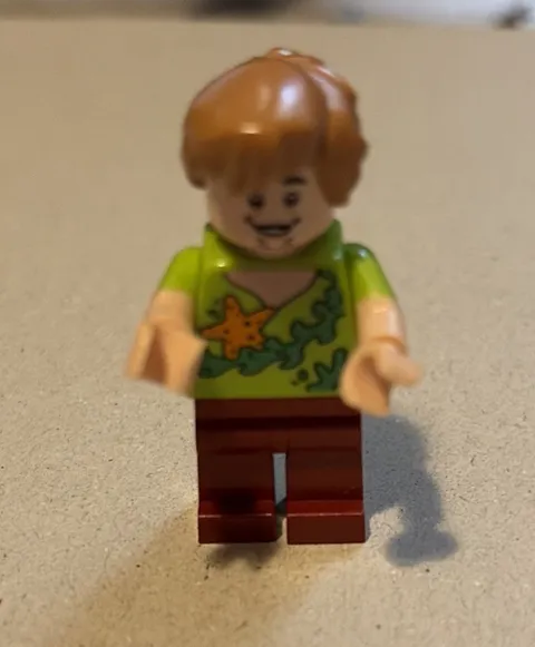 LEGO Scooby-Doo: Shaggy Rogers - Seaweed and Starfish Shirt Minifigure 