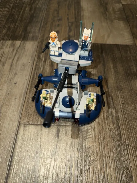 LEGO Star Wars: Armored Assault Tank (AAT) (75283) Complete