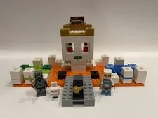 LEGO Minecraft: The Skull Arena (21145) Complete Set | No Box