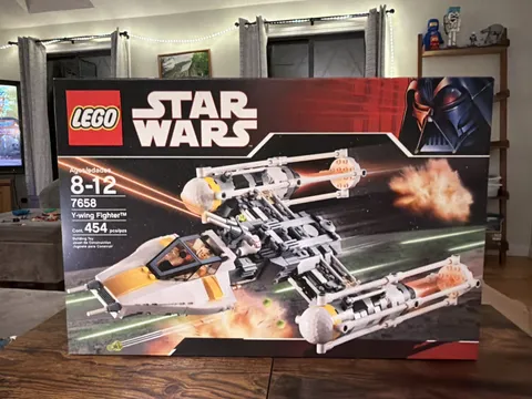 Lego Star Wars 7658 Y-WING FIGHTER  New complete factory sealed