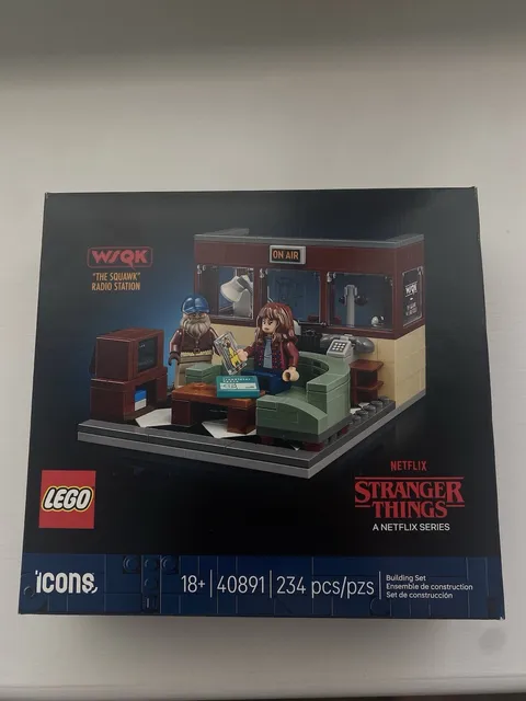 LEGO Stranger Things WSQK The Squawk Radio Station 40891 New in Hand Sealed GWP