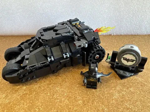 LEGO DC Batman Tumbler vs Two-Face & The Joker 76303 *Wrong Batman, Read Disc!*