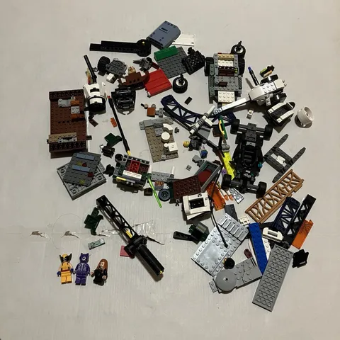 Lot Of Legos 1 Lbs 9 Oz Random Pieces Petronas Wolverine Catwomen