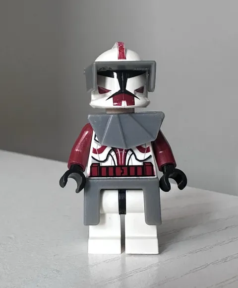  LEGO Star Wars Commander Fox Rare Misprint Torso Variant in Excellent Condition