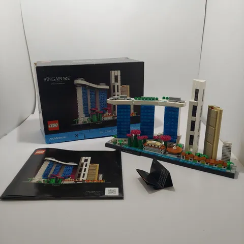 LEGO ARCHITECTURE: Singapore (21057) Please Read