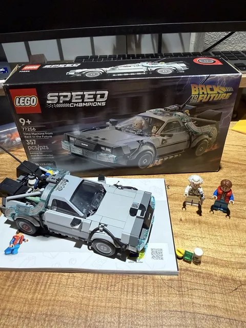 LEGO Icons Back to The Future Time Machine 77256 W Box and Instructions Complete