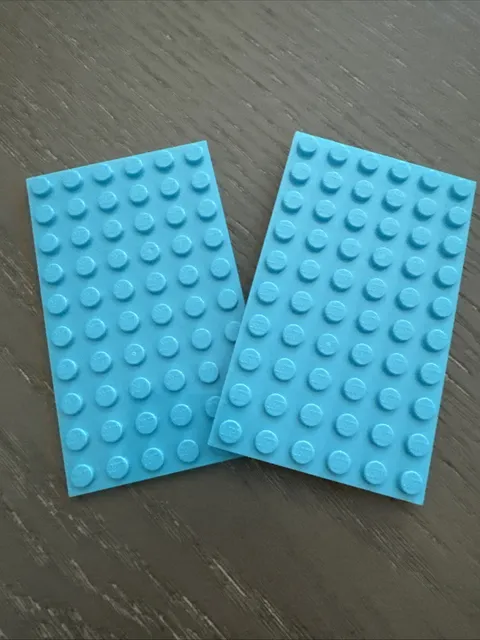 LEGO Plate 6 x 10 (3033)medium Azure 2 Pcs Used