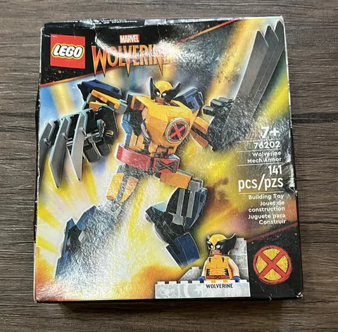 LEGO Super Heroes: Wolverine Mech Armor (76202)..Damaged Box