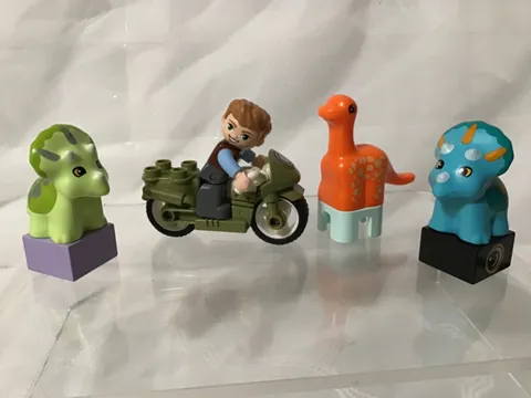 LEGO duplo Jurassic world Owen motorcycle & dino figures