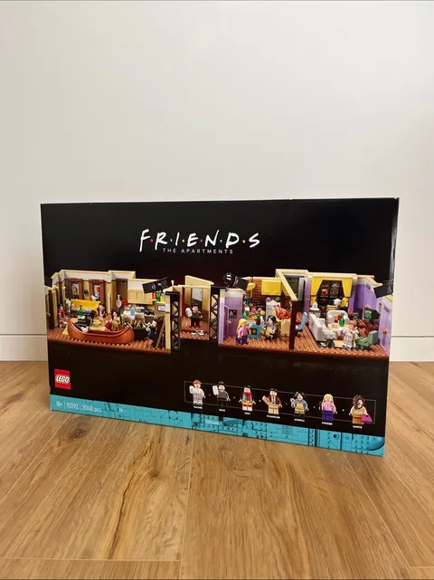 Lego icons: the friends apartments 10292 Sealed Box