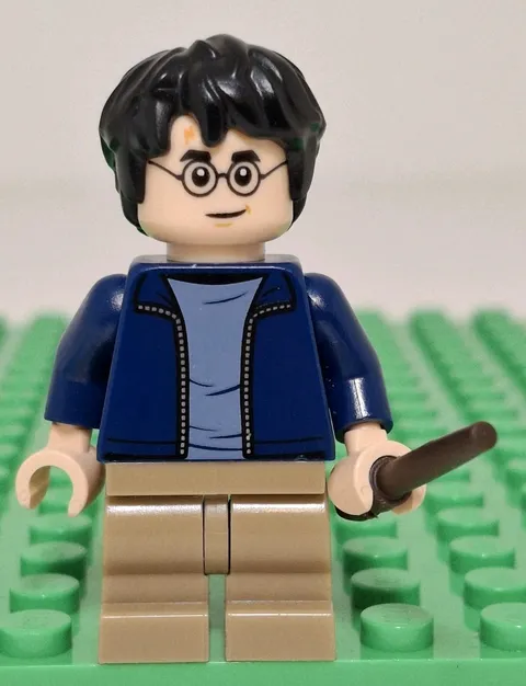 Lego Harry Potter Minifigure Harry Dark Blue Jacket hp175 With Wand