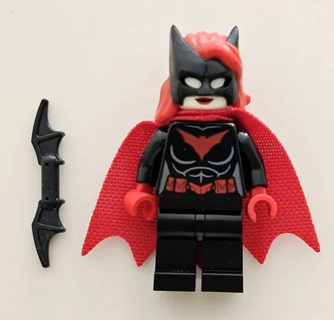 Lego DC Super Heroes Batwoman Minifig Minifigure 