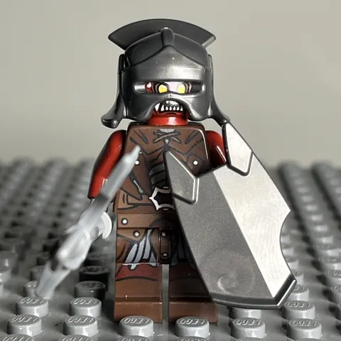 2012 Lego Minifigure - Uruk-hai #lor007 W/ Battle Axe - 3D