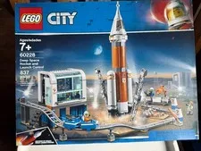 Lego City Deep Space Rockert and Launch Control 60228 new sealed