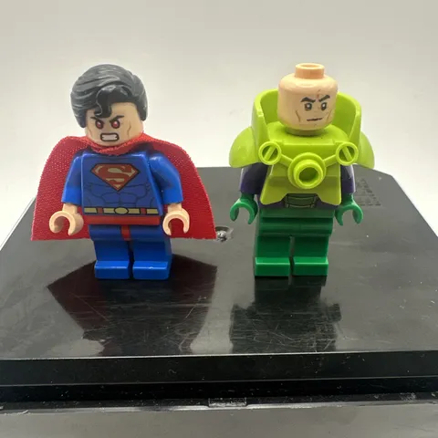 Lego DC Super Heroes Lex Luthor Battle Armor, Green Legs Minifigure 10724