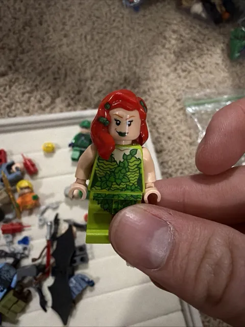LEGO DC Comics Minifigure Batman Poison Ivy sh010 For Arkham Asylum / Batcave