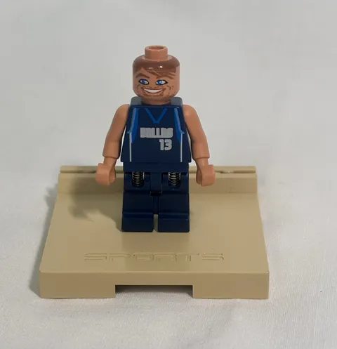LEGO NBA Minifigure Steve Nash, Dallas Mavericks #13 / Retired rare minifig