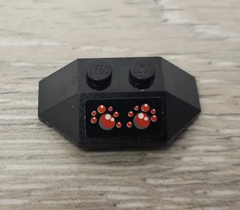 Lego 47759pb05 Black Wedge 2 x 4 Triple with Red Eyes Pattern Sticker Piece Part