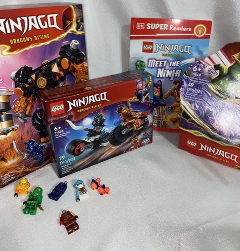 lego ninjago Dragons Rising Sealed & Minifigure Lot Book