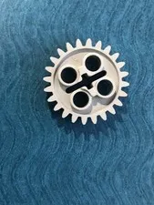 LEGO PART 3648 TECHNIC PARTS PINION GEAR 24 TOOTH 4 AXLE HOLE (GRAY)