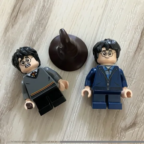 LEGO Harry Potter Minifigures and Sorting Hat