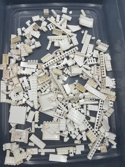 1 lb. Bulk Mixed White Legos - standard blocks and unique pieces (Lot F)