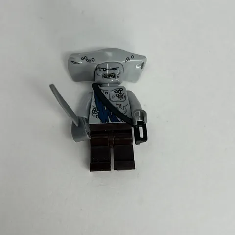 Lego Pirates Of The Caribbean Maccus Minifigure Black Pearl #4184 Authentic