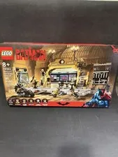Lego Batman Batcave: The Riddler Face-off 76183 New & Sealed 
