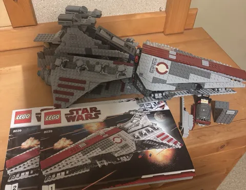 LEGO Star Wars 8039 Venator-Class Republic Attack Cruiser  – Mostly Assembled