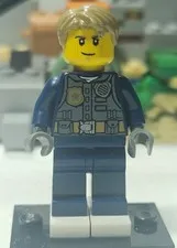 LEGO Chase McCain Minifigure Dark Blue. cty0780 - 60007 71266 60138