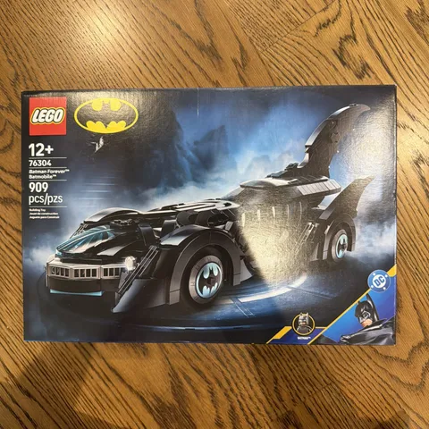 LEGO: 76304 Batman Forever Batmobile BNIB