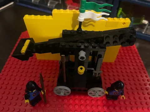 LEGO Castle 6030 Catapult  without Instructions
