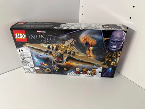 LEGO Super Heroes: Sanctuary II: Endgame Battle (76237)