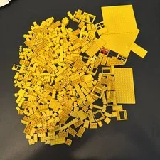 LEGO Lot of 1 Lb 6oz  Random Yellow LEGO pieces 