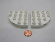 Lego Duplo White Baseplate Quarter Round Circle 2 Pieces Parts