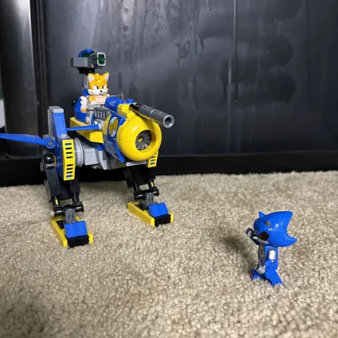 LEGO Sonic: Cyclone vs. Metal Sonic (77002)