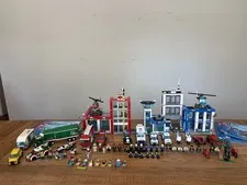 Huge Lego City Lot (60004 Fire Station, 60047 Police Station, and more sets!!!)