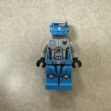 LEGO Azure Robot Sidekick 70709 70700 Galaxy Squad Space Minifigure Figure