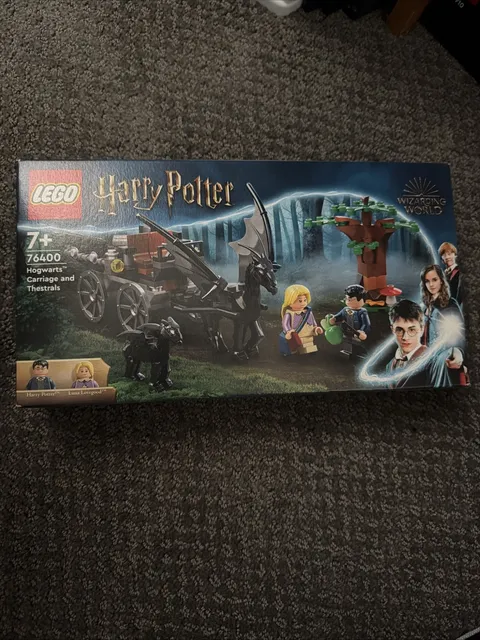 LEGO Harry Potter: Hogwarts Carriage and Thestrals (76400) | New | Retired