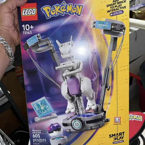 LEGO Pokémon 72163 Mewtwo's Lab Break NEW Factory Sealed IN HAND