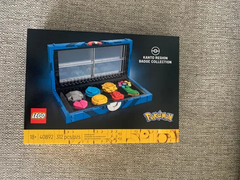 Lego Pokemon Kanto Region Badge Collection 40892 Exclusive Gift New Sealed