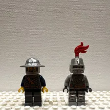 LEGO Castle Minifigures - Lion Knight & Crown Knight - READ DESCRIPTION!