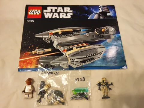 STAR WARS LEGO #8095 GENERAL GRIEVOUS STARFIGHTER- 100% w/MINIFIGS & INSTRUCTION
