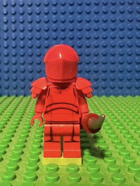 LEGO Star Wars Elite Praetorian Guard- Pointed Helmet, Legs Minifigure