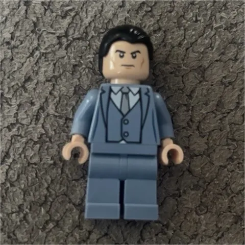 LEGO Minifigure Bruce Wayne sh0026